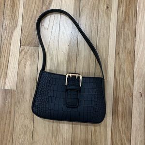 Thrifted small black trendy purse